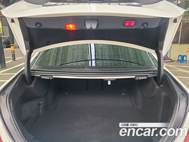 Mercedes-Benz E-Class E300 AMG Line