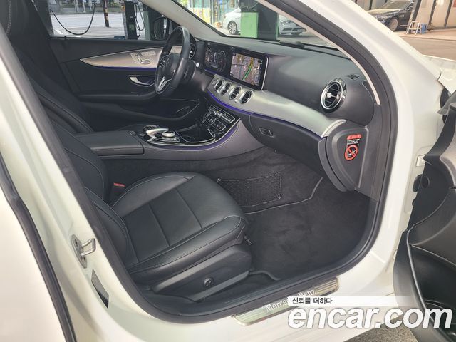 Mercedes-Benz E-Class E300 AMG Line