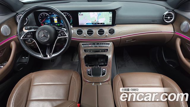 Mercedes-Benz E-Class E300e 4MATIC Exclusive