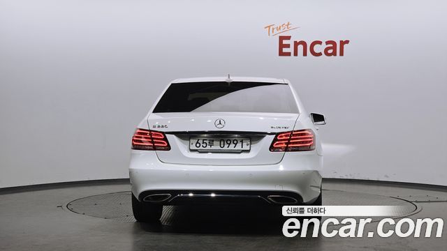 Mercedes-Benz E-Class E220 Bluetec Avantgarde