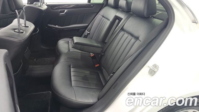 Mercedes-Benz E-Class E220 Bluetec Avantgarde