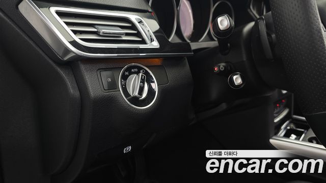 Mercedes-Benz E-Class E220 Bluetec Avantgarde