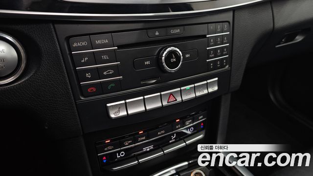 Mercedes-Benz E-Class E220 Bluetec Avantgarde