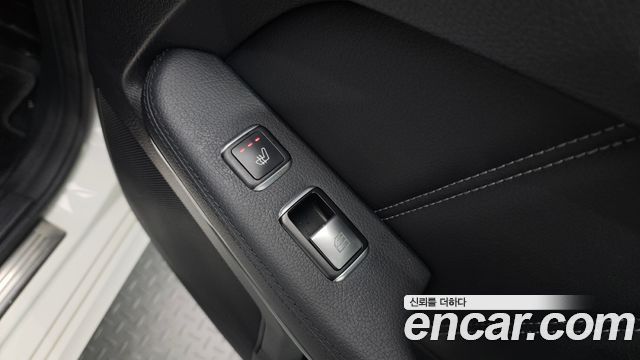 Mercedes-Benz E-Class E220 Bluetec Avantgarde