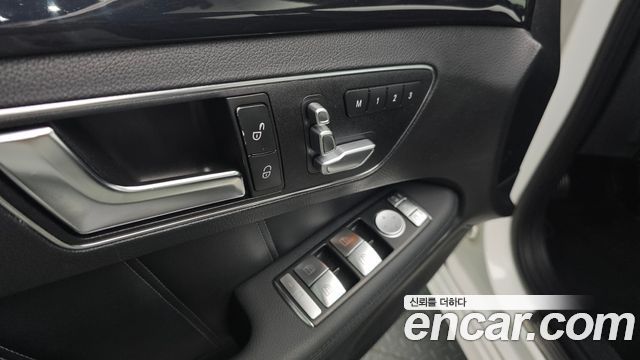 Mercedes-Benz E-Class E220 Bluetec Avantgarde