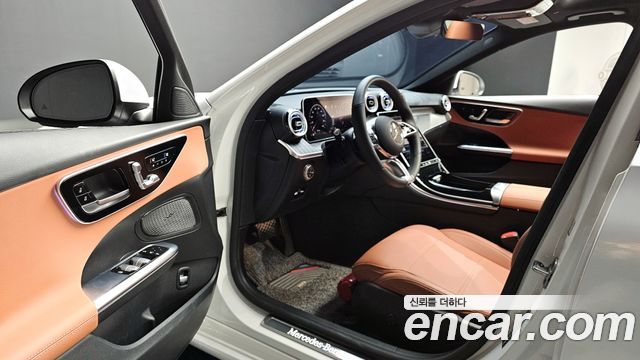 Mercedes-Benz C-Class C200 Avantgarde