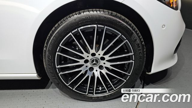 Mercedes-Benz C-Class C200 Avantgarde