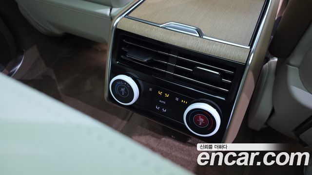 Land Rover Range Rover P615 SV LWB