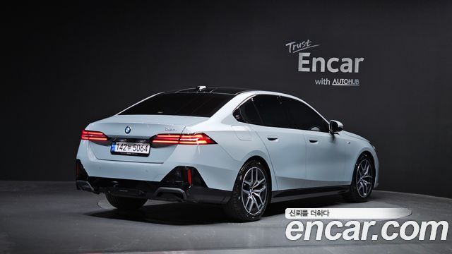 BMW 5-Series 520i M Sport