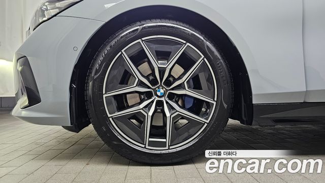 BMW 5-Series 520i M Sport