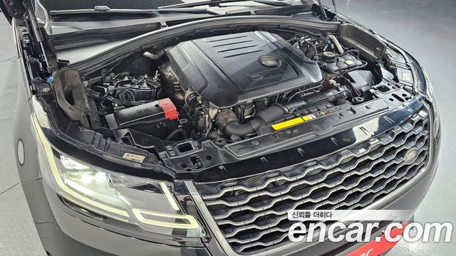 Land Rover Range Rover Velar 2.0 D240 R-Dynamic SE