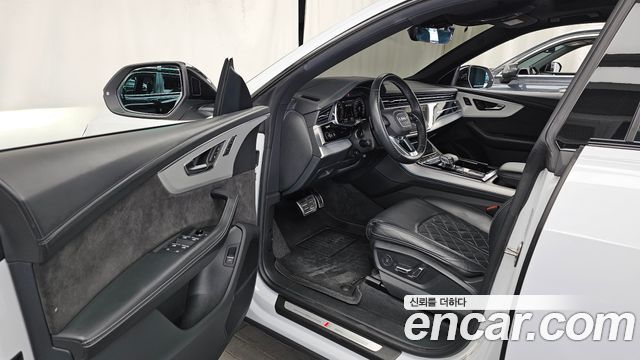 Audi Q8 55 TFSI Quattro Premium