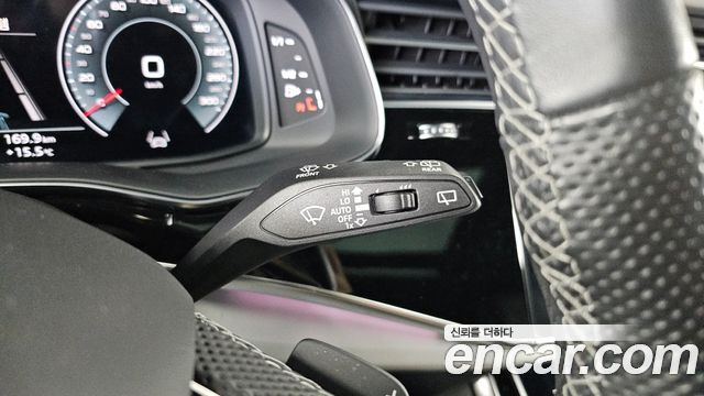 Audi Q8 55 TFSI Quattro Premium