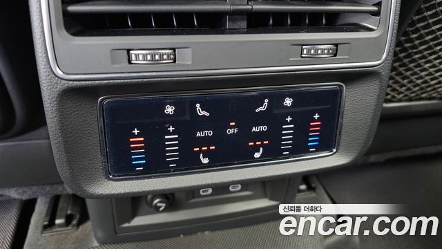Audi Q8 55 TFSI Quattro Premium
