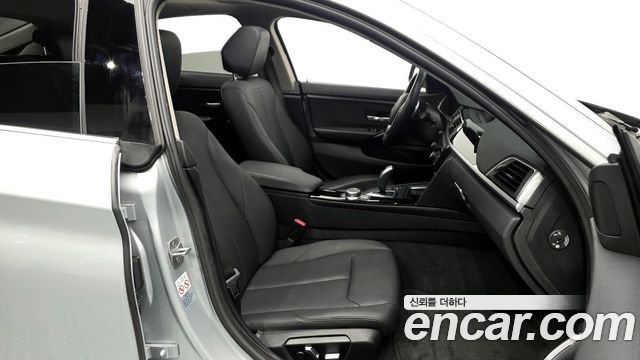 BMW 4-Series 420i Gran Coupe Special Edition