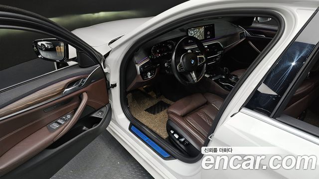 BMW 5-Series 523d M Sport