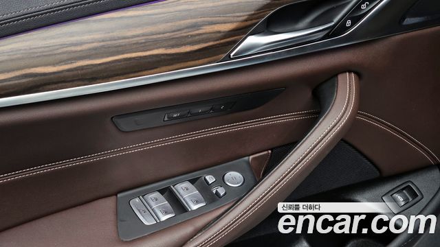BMW 5-Series 523d M Sport