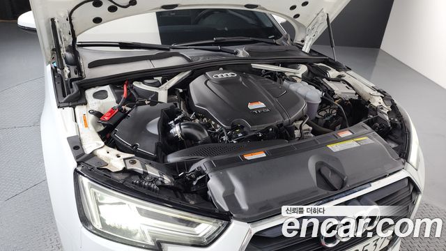 Audi A4 40 TFSI
