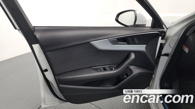 Audi A4 40 TFSI