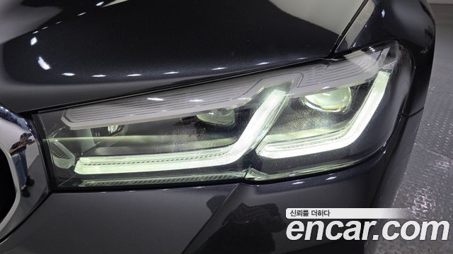 BMW 5-Series 523d M Sport