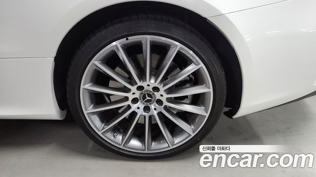 Mercedes-Benz E-Class E450 4MATIC Coupe