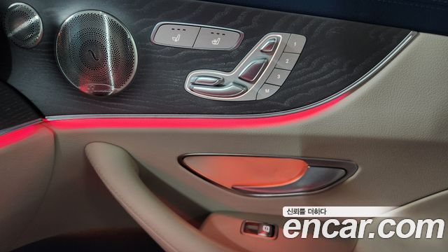 Mercedes-Benz E-Class E450 4MATIC Coupe