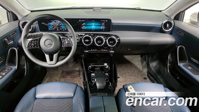 Mercedes-Benz A-Class A220 Hatchback
