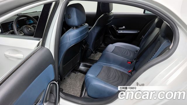 Mercedes-Benz A-Class A220 Hatchback