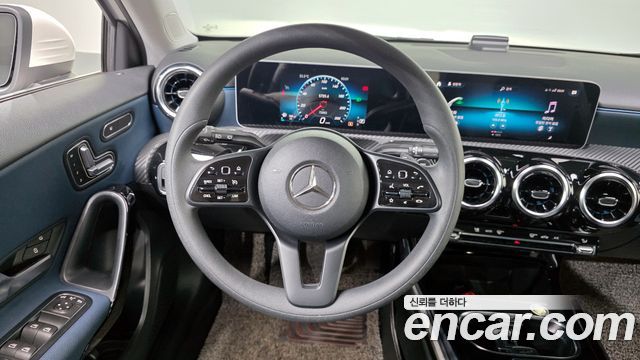 Mercedes-Benz A-Class A220 Hatchback