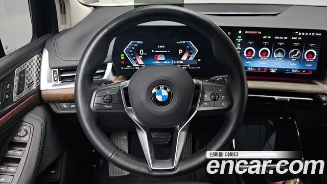 BMW 2-Series 220i Luxury
