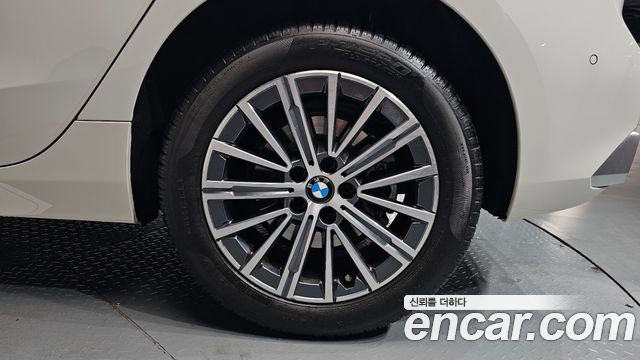 BMW 2-Series 220i Luxury