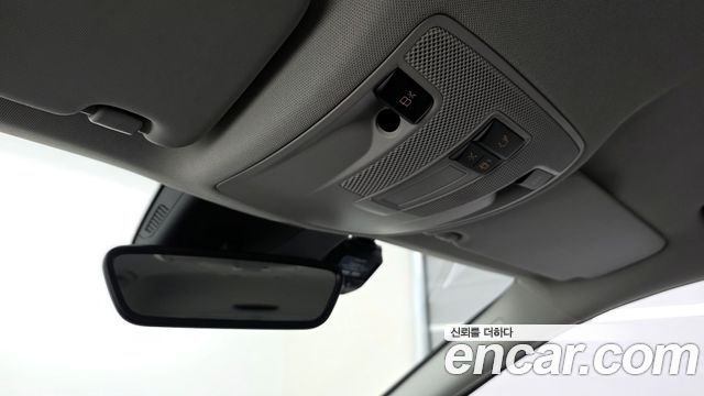 Mercedes-Benz GLA-Class GLA220