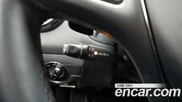 Mercedes-Benz GLA-Class GLA220