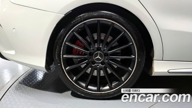 Mercedes-Benz CLA-Class CLA45 AMG 4MATIC