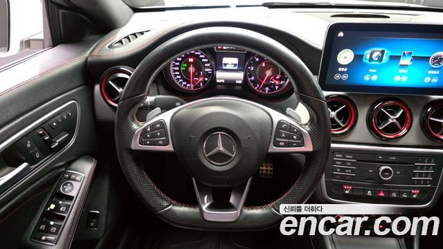 Mercedes-Benz CLA-Class CLA45 AMG 4MATIC