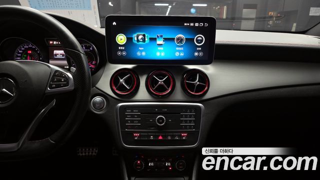 Mercedes-Benz CLA-Class CLA45 AMG 4MATIC