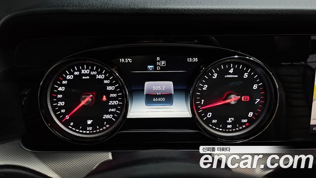 Mercedes-Benz E-Class E200 Avantgarde