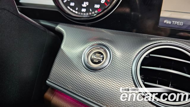 Mercedes-Benz E-Class E200 Avantgarde