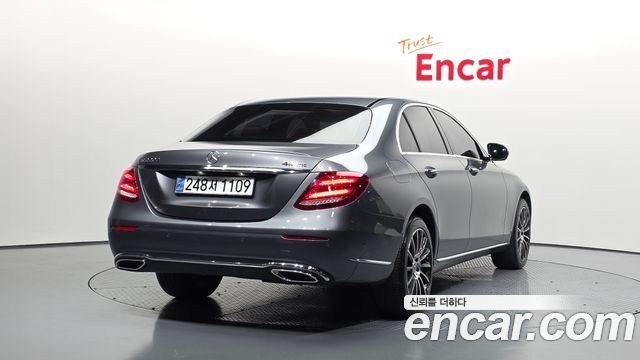 Mercedes-Benz E-Class E220d 4MATIC Exclusive