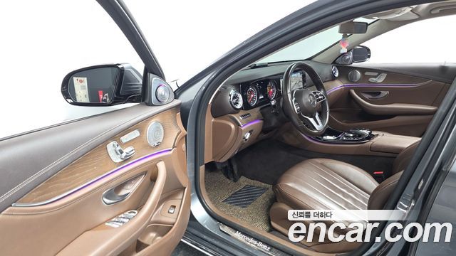Mercedes-Benz E-Class E220d 4MATIC Exclusive