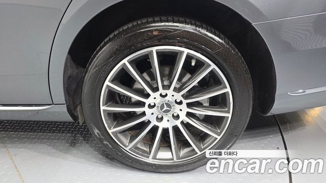 Mercedes-Benz E-Class E220d 4MATIC Exclusive