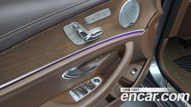 Mercedes-Benz E-Class E220d 4MATIC Exclusive