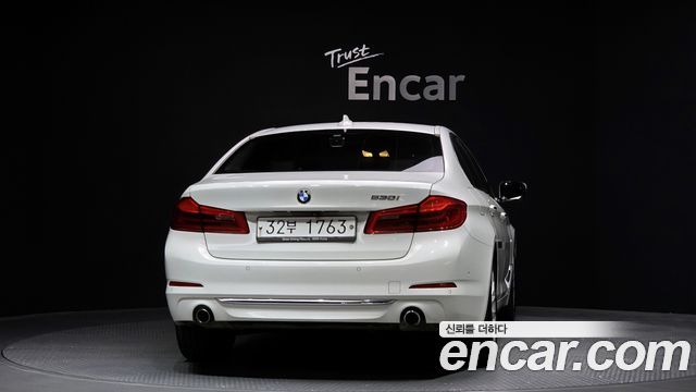 BMW 5-Series 530i Luxury Plus