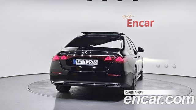 Mercedes-Benz E-Class E200 Avantgarde