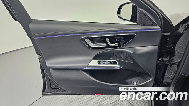 Mercedes-Benz E-Class E200 Avantgarde