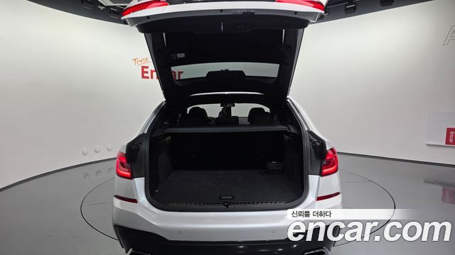 BMW Gran Turismo 640i xDrive M Sport