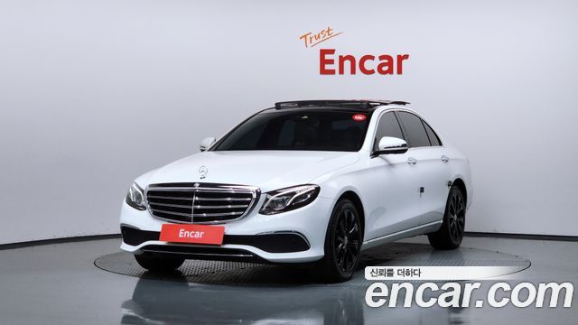 Mercedes-Benz E-Class E300 4MATIC Exclusive