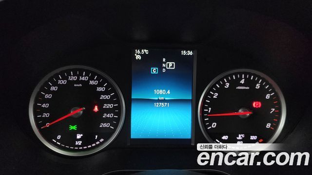 Mercedes-Benz C-Class C200