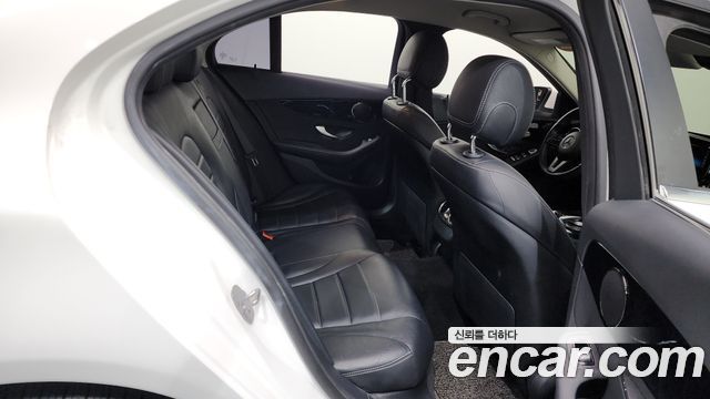 Mercedes-Benz C-Class C200
