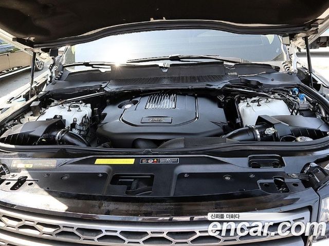 Land Rover Discovery 3.0 SD6 SE